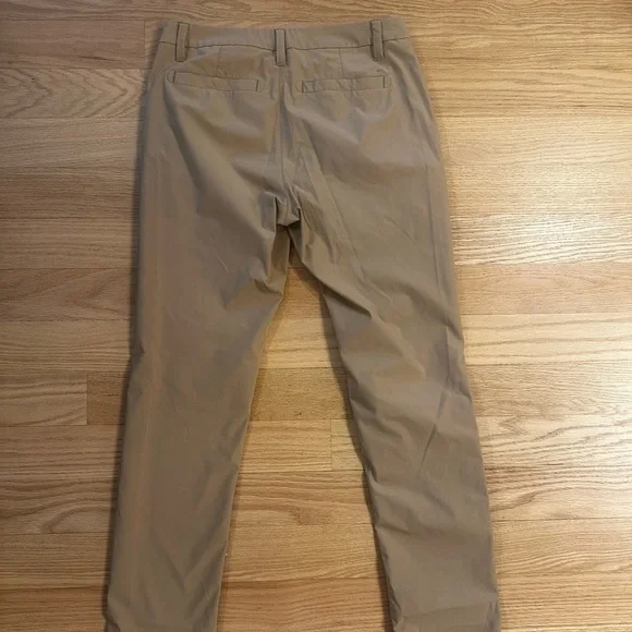 UNTUCKit Men's Khaki Chinos - Picture 3 of 10